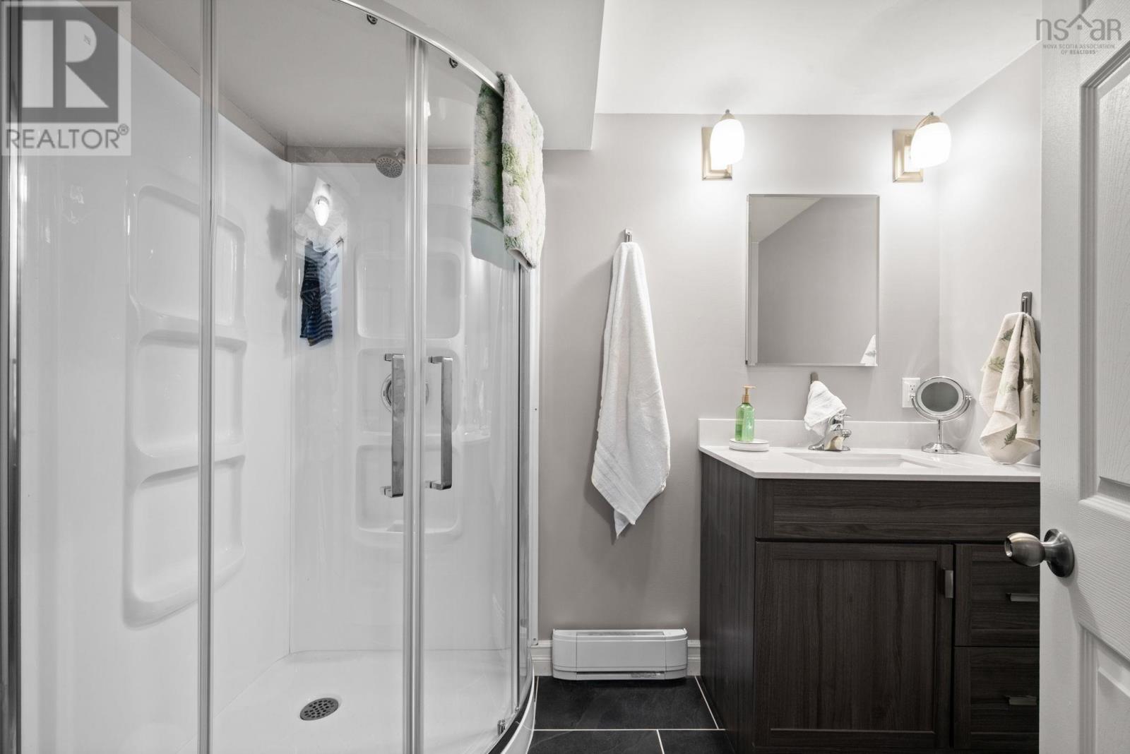 3 Dartmoor Crescent, Bedford, Nova Scotia  B4A 2K4 - Photo 36 - 202526592