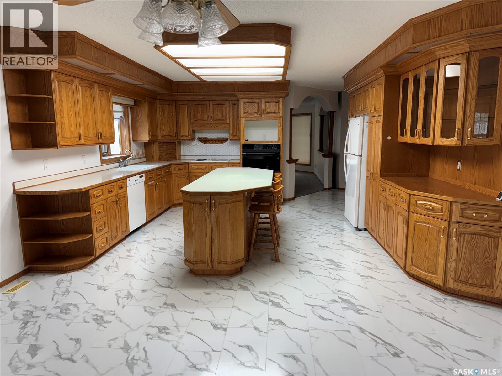 730 14th Street, Humboldt, Saskatchewan  S0K 2A0 - Photo 18 - SK022109