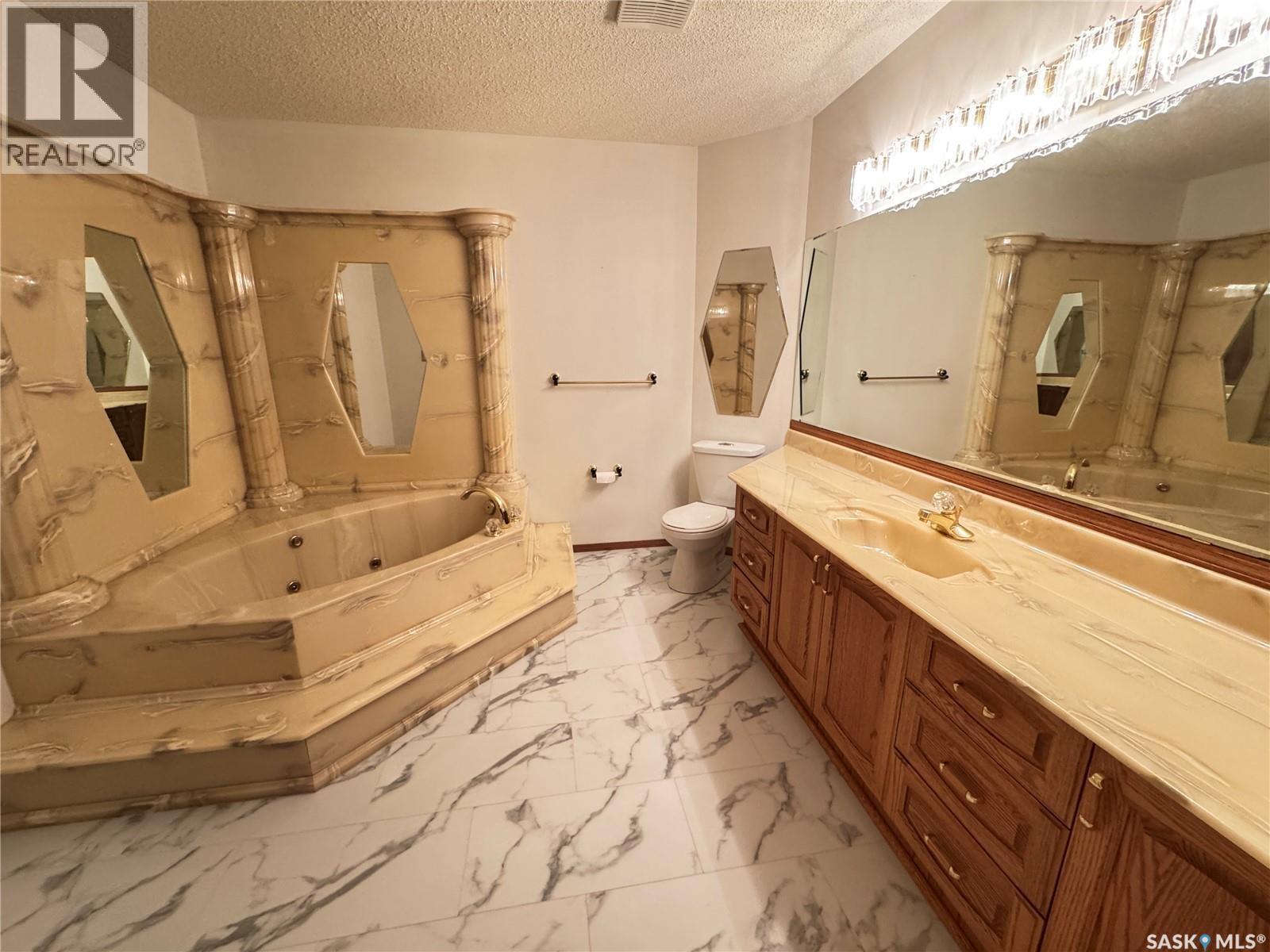 730 14th Street, Humboldt, Saskatchewan  S0K 2A0 - Photo 28 - SK022109