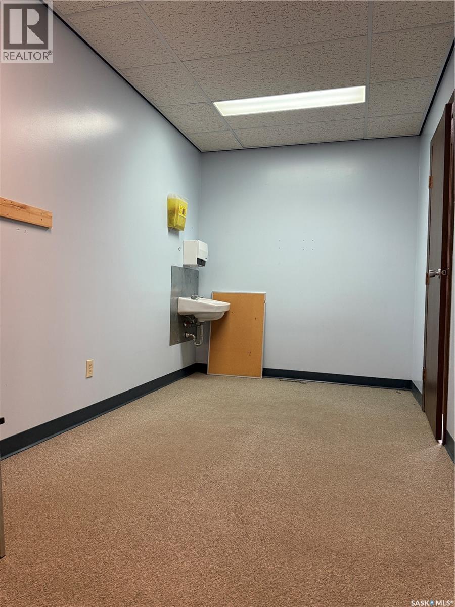 175 3rd Avenue E, Melville, Saskatchewan  S0A 2P0 - Photo 10 - SK022015