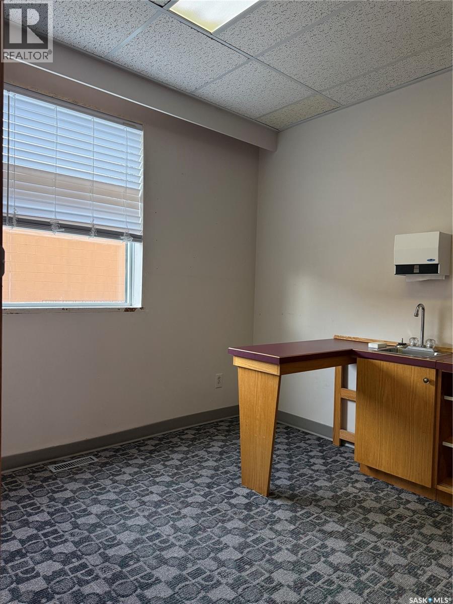 175 3rd Avenue E, Melville, Saskatchewan  S0A 2P0 - Photo 13 - SK022015