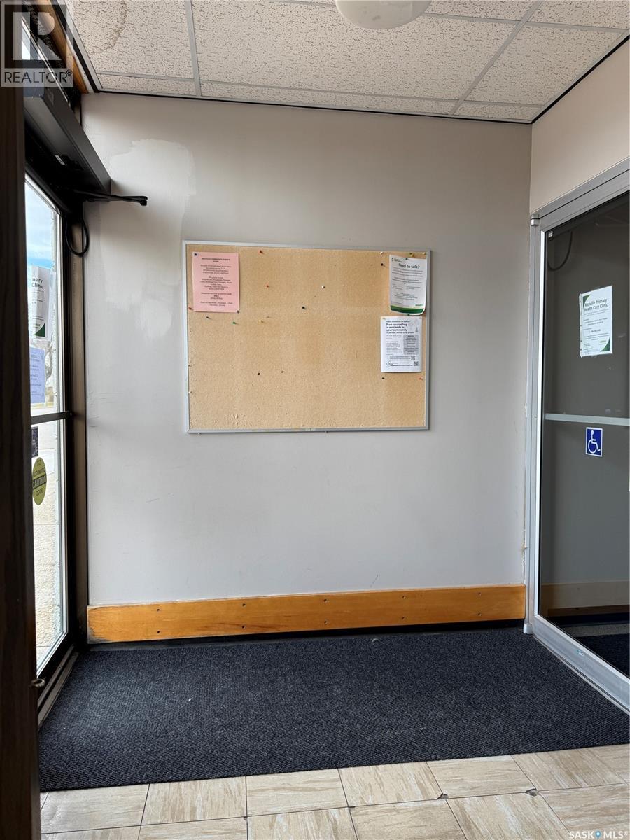 175 3rd Avenue E, Melville, Saskatchewan  S0A 2P0 - Photo 22 - SK022015