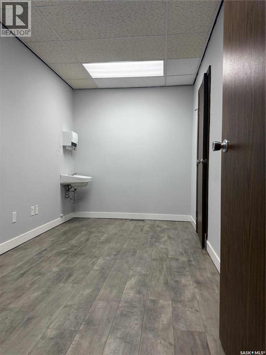 175 3rd Avenue E, Melville, Saskatchewan  S0A 2P0 - Photo 26 - SK022015