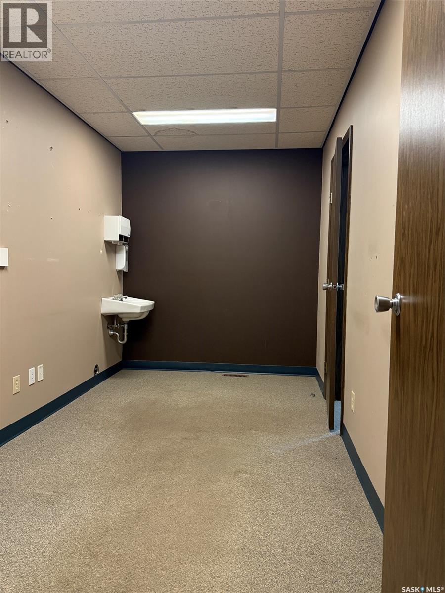 175 3rd Avenue E, Melville, Saskatchewan  S0A 2P0 - Photo 29 - SK022015