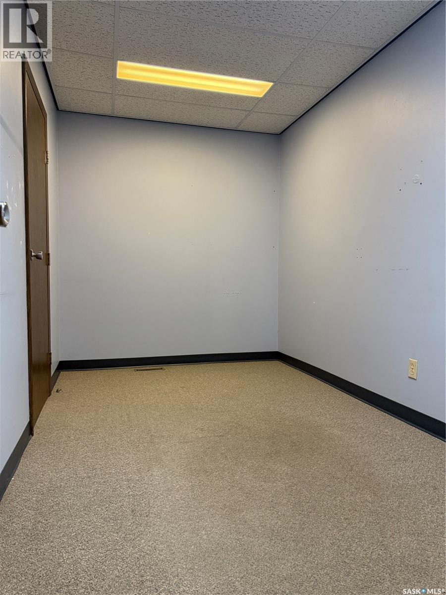 175 3rd Avenue E, Melville, Saskatchewan  S0A 2P0 - Photo 34 - SK022015