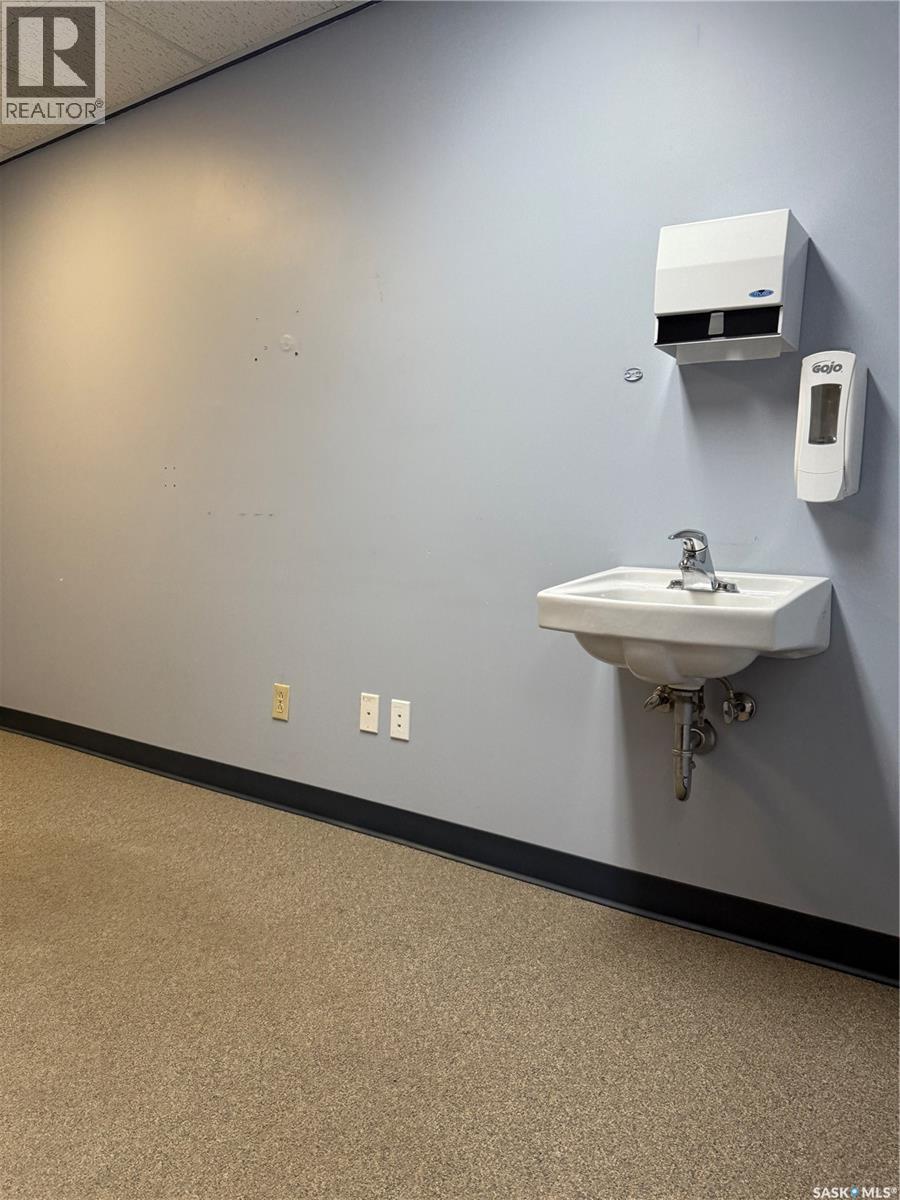 175 3rd Avenue E, Melville, Saskatchewan  S0A 2P0 - Photo 35 - SK022015