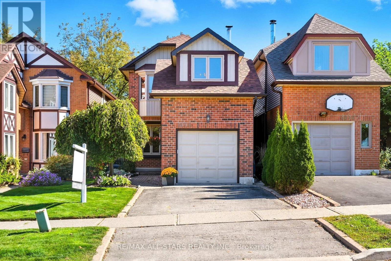 1094 LONGBOW DRIVE, Pickering, Ontario