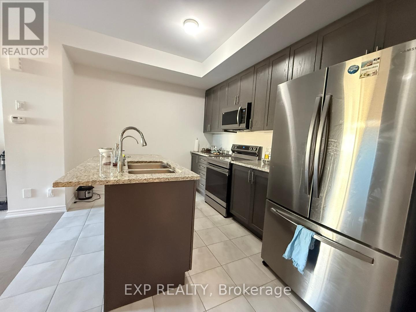 1071 Lockie Drive, Oshawa, Ontario  L1L 0R9 - Photo 8 - E12458708