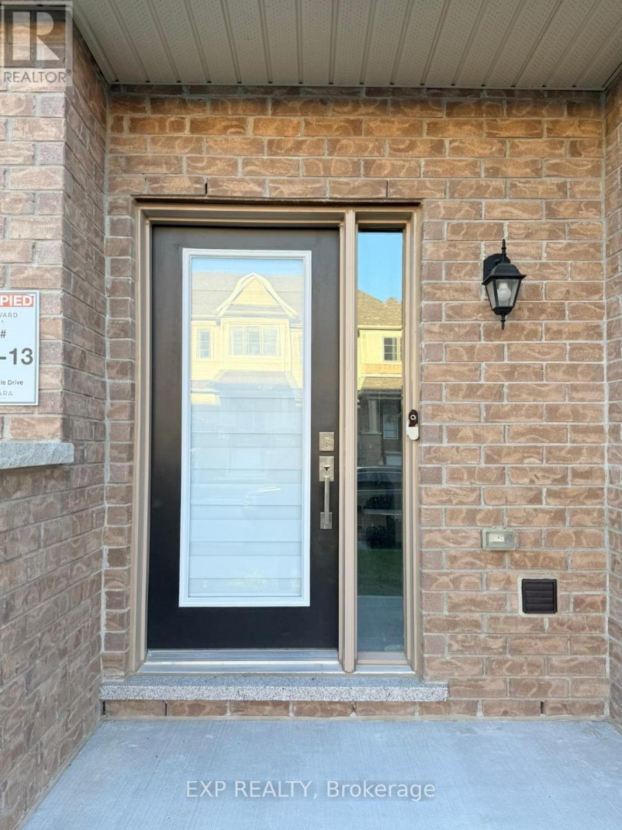 1071 Lockie Drive, Oshawa, Ontario  L1L 0R9 - Photo 2 - E12458708