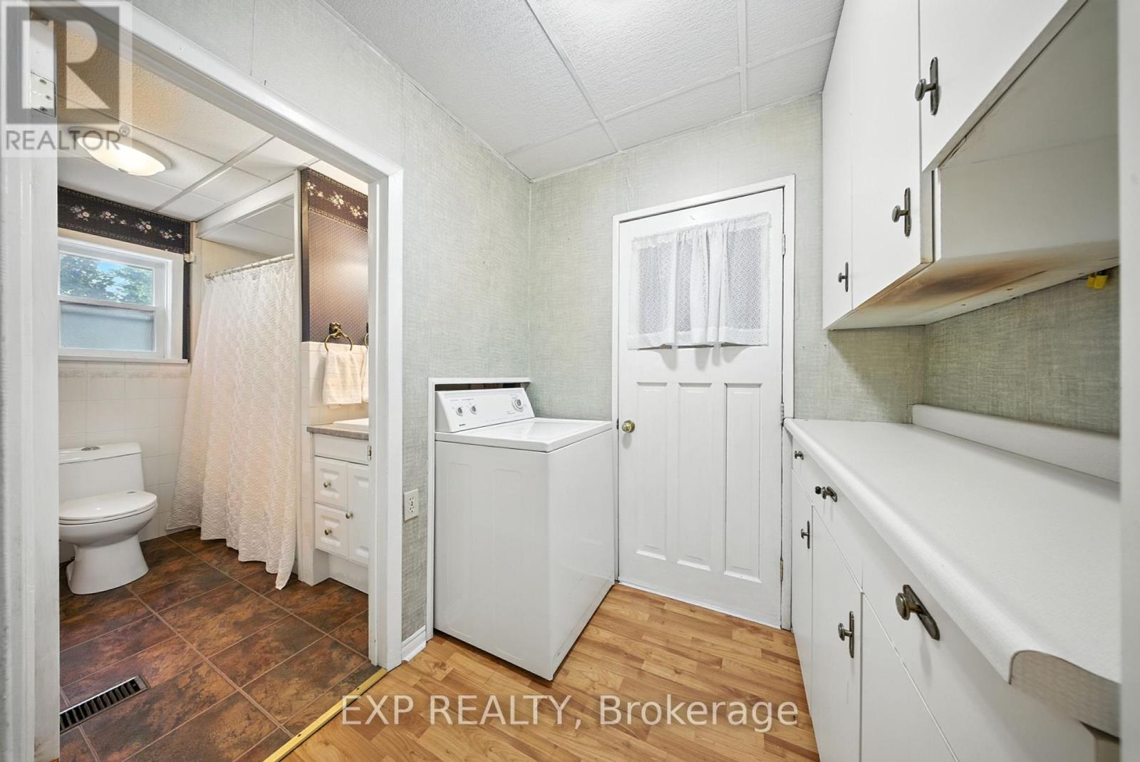 1051 Gibson Street, Howick, Ontario  N0G 2X0 - Photo 15 - X12361881