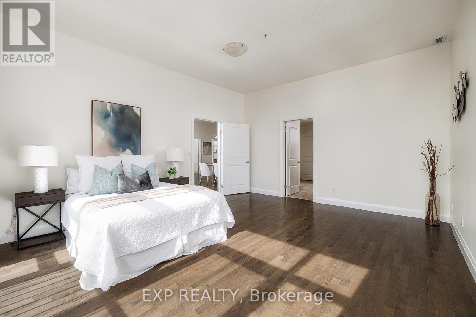 305 - 165 Duke Street E, Kitchener, Ontario  N2H 6T8 - Photo 13 - X12408571