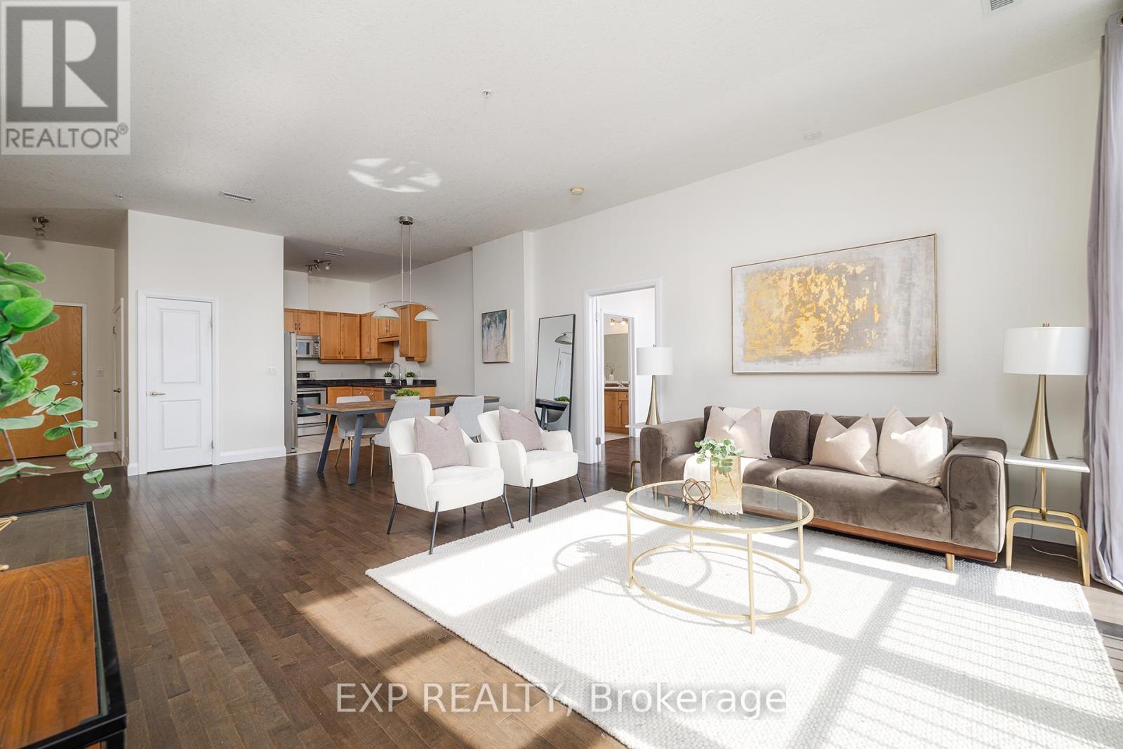 305 - 165 Duke Street E, Kitchener, Ontario  N2H 6T8 - Photo 4 - X12408571