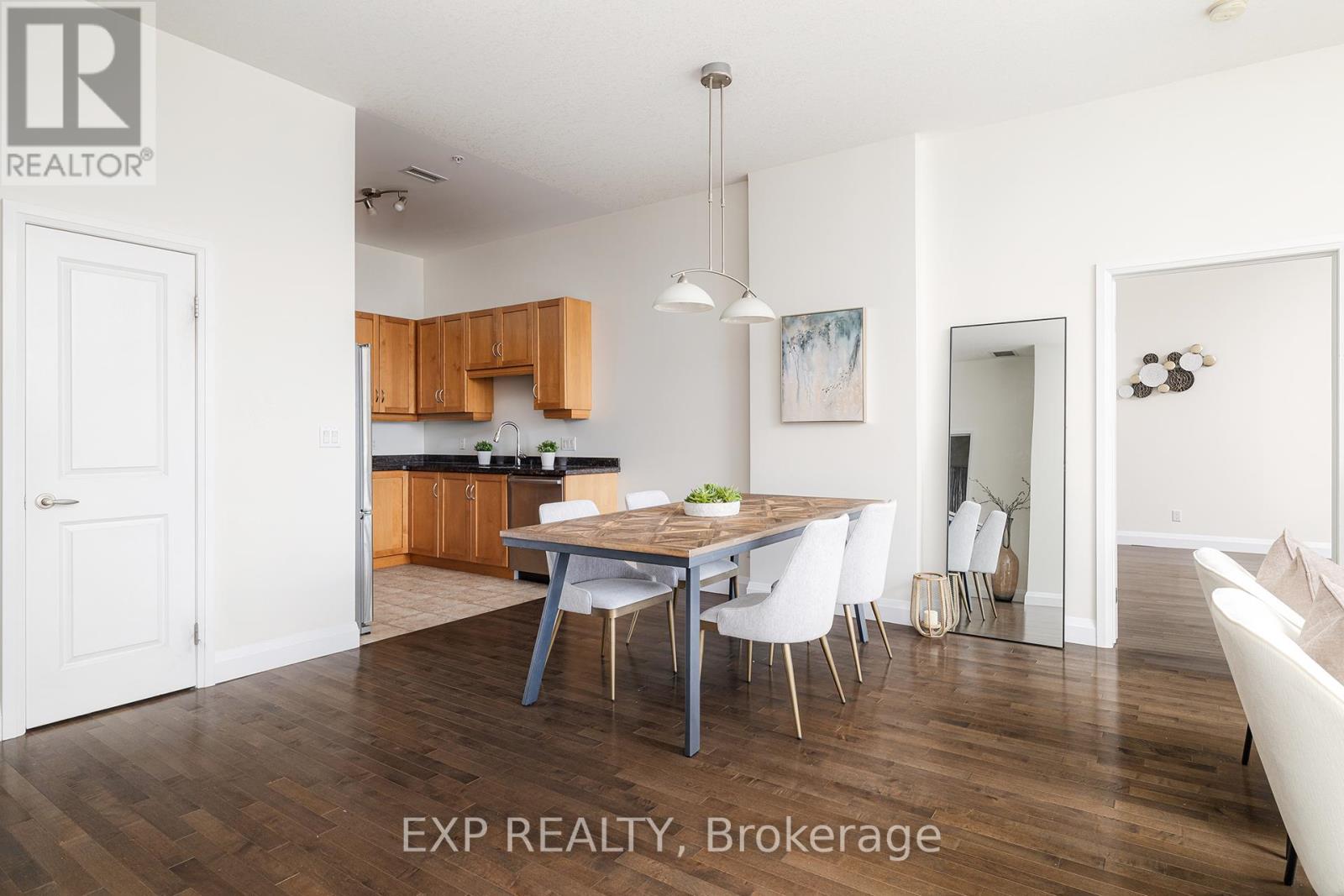 305 - 165 Duke Street E, Kitchener, Ontario  N2H 6T8 - Photo 5 - X12408571