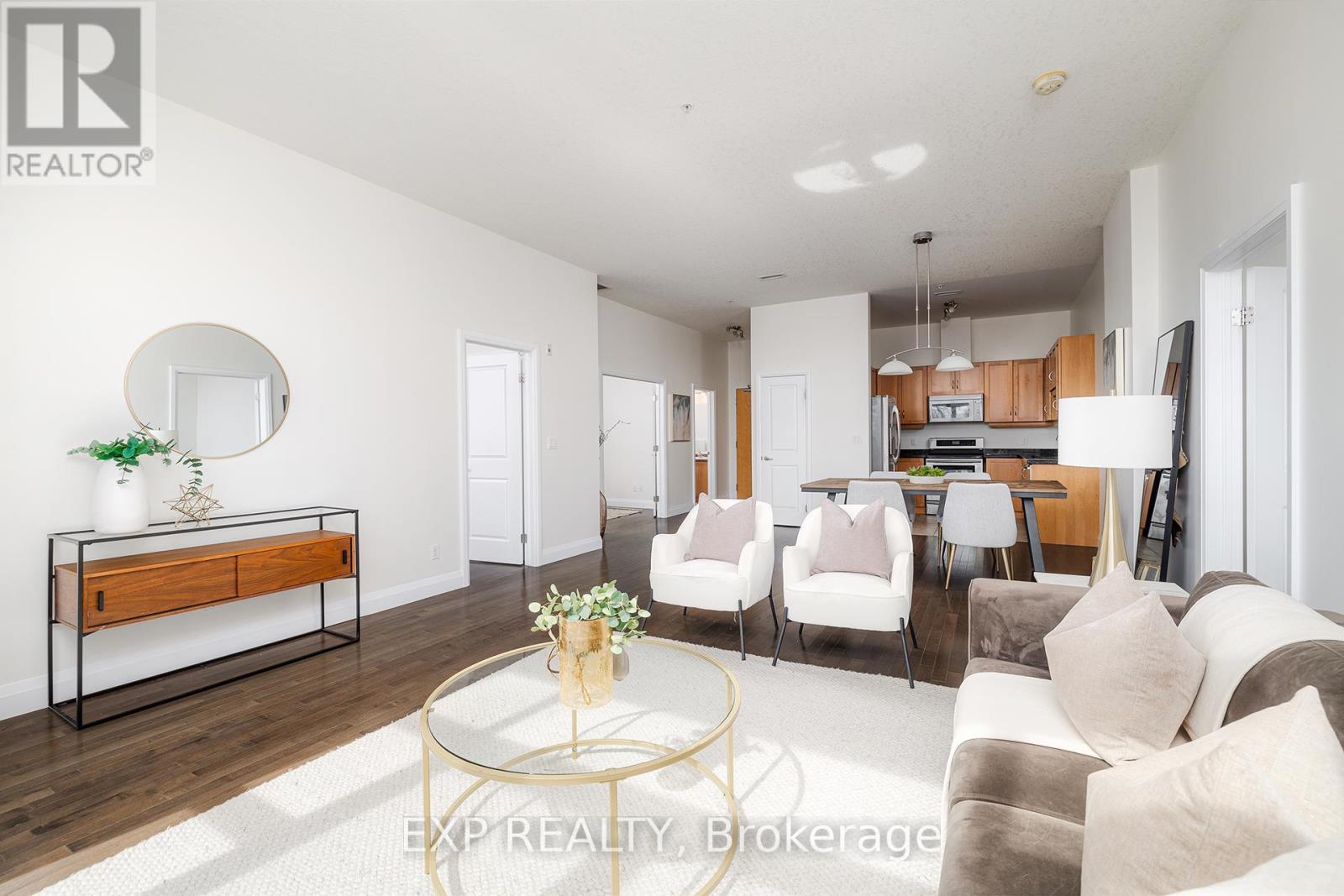 305 - 165 Duke Street E, Kitchener, Ontario  N2H 6T8 - Photo 8 - X12408571