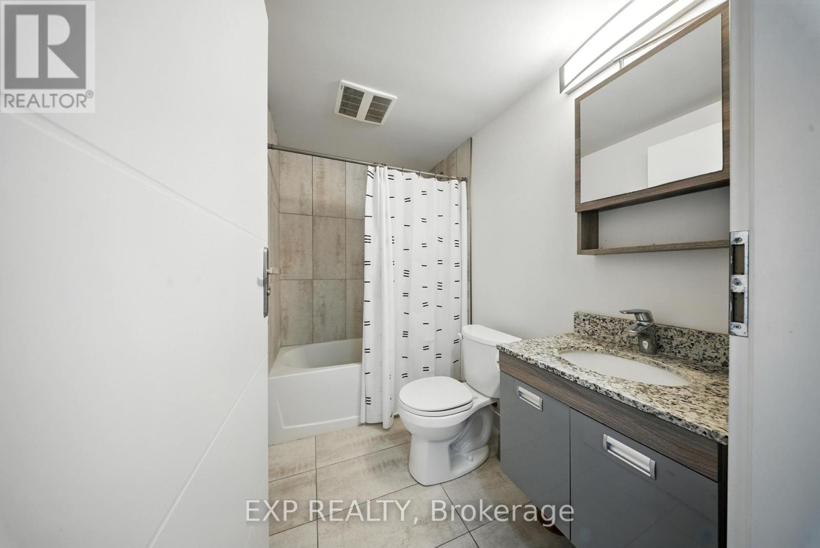 408 - 257 Hemlock Street, Waterloo, Ontario  N2L 0K2 - Photo 12 - X12448318