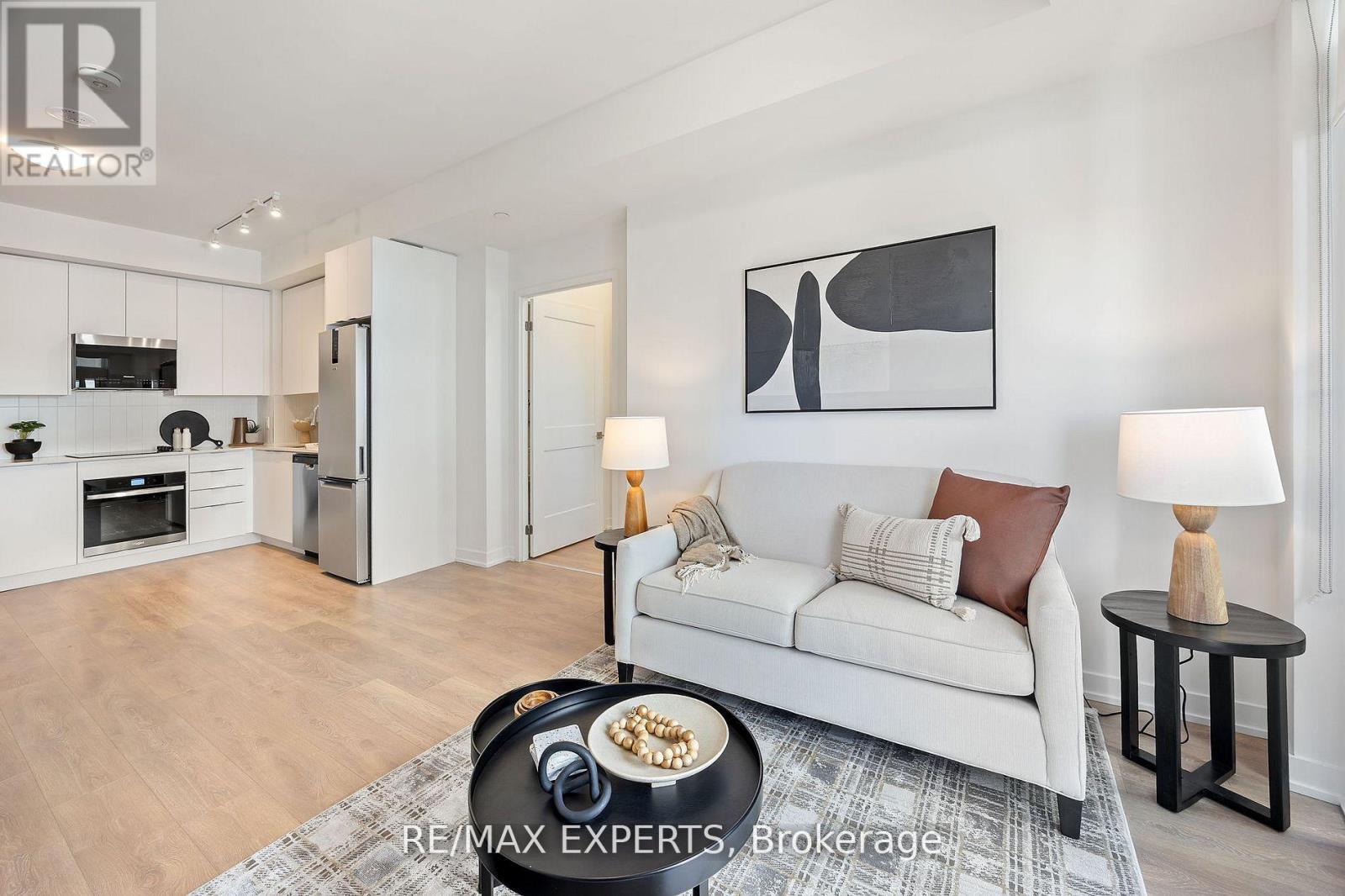 1414 - 10 Abeja Street, Vaughan, Ontario  L4K 0R4 - Photo 10 - N12495400