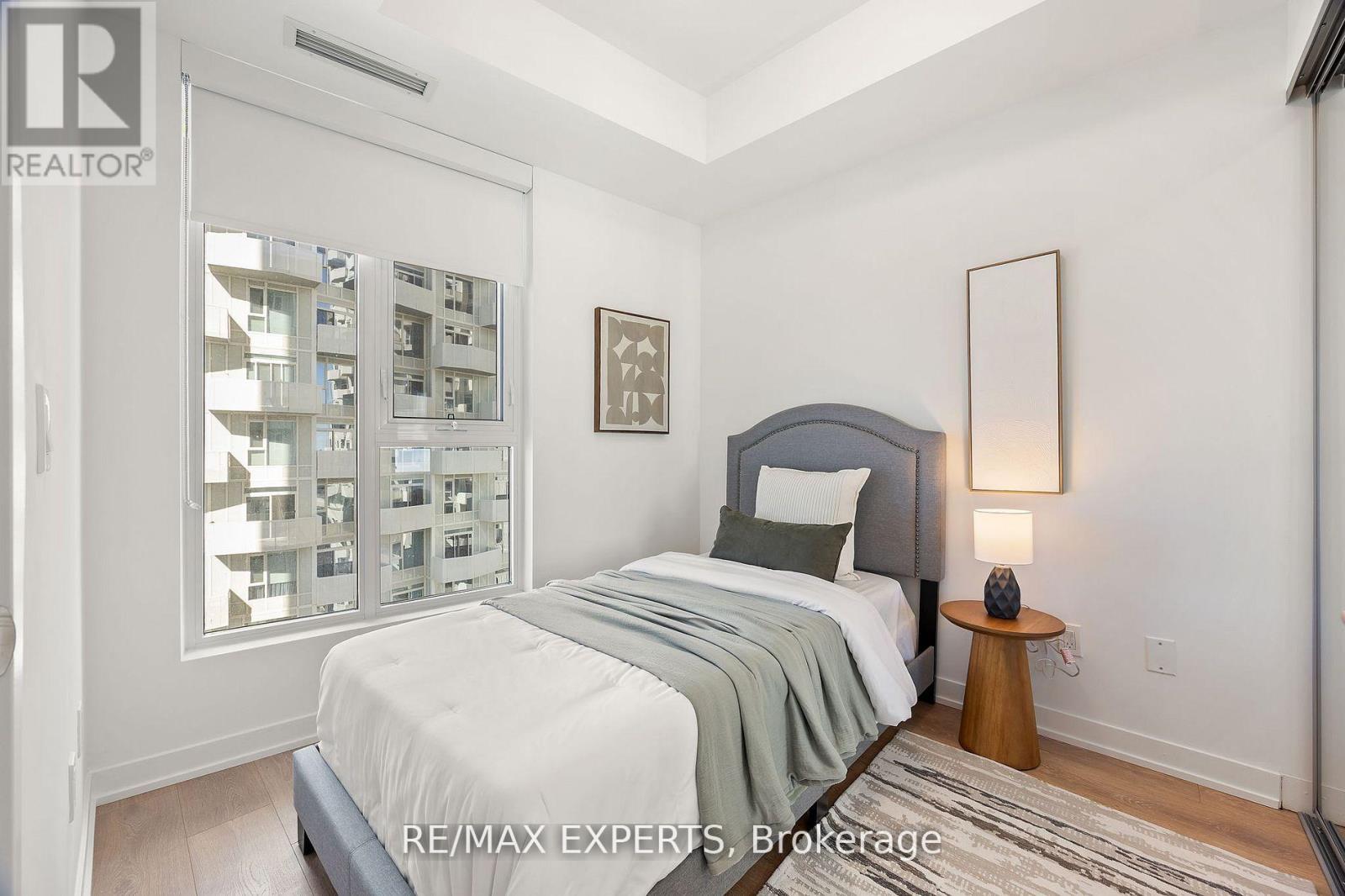 1414 - 10 Abeja Street, Vaughan, Ontario  L4K 0R4 - Photo 13 - N12495400