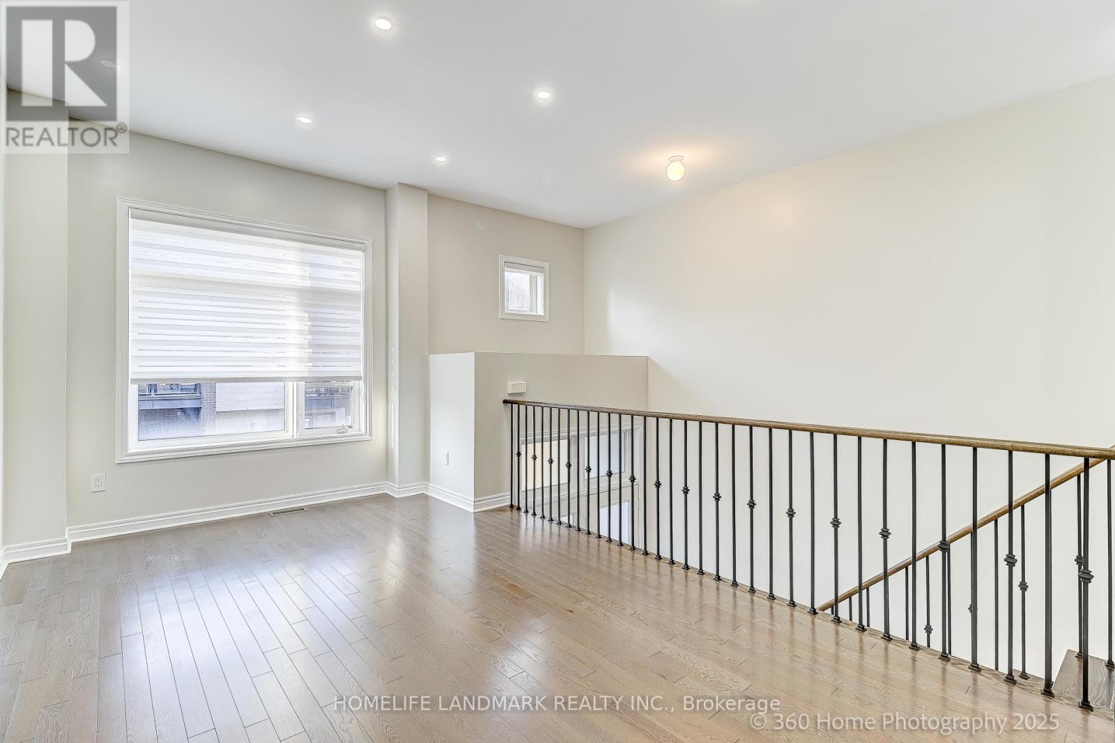 57 Laskin Drive, Vaughan, Ontario  L6A 5A4 - Photo 12 - N12495470