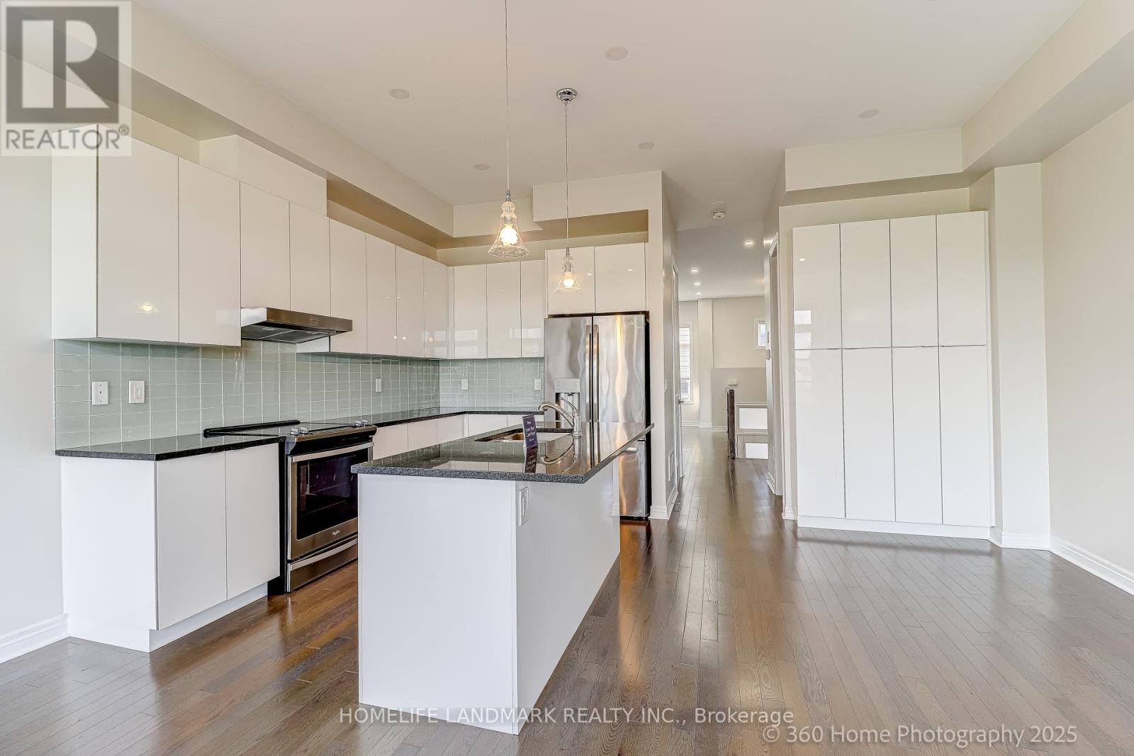 57 Laskin Drive, Vaughan, Ontario  L6A 5A4 - Photo 17 - N12495470