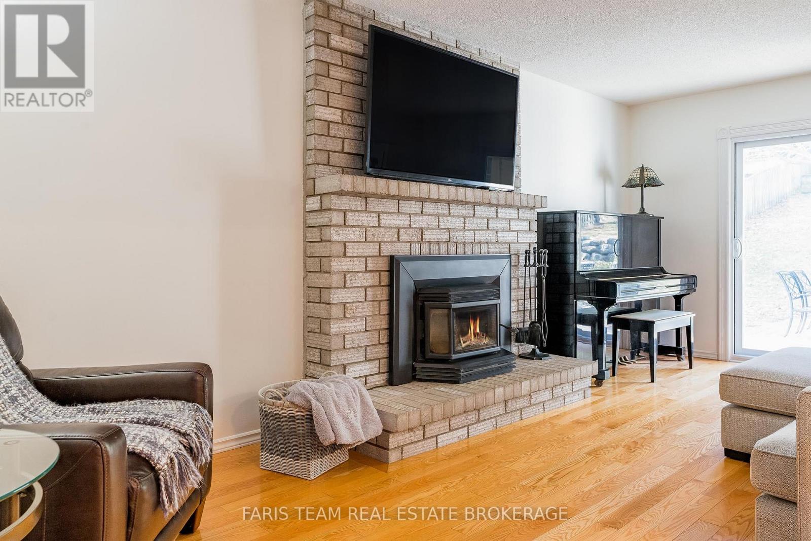 23 Royal Court, Bradford West Gwillimbury (Bradford), Ontario  L3Z 2P5 - Photo 16 - N12495480