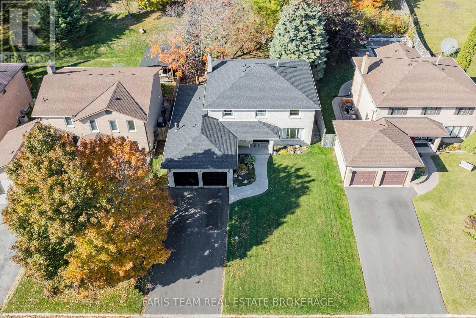 23 Royal Court, Bradford West Gwillimbury (Bradford), Ontario  L3Z 2P5 - Photo 46 - N12495480