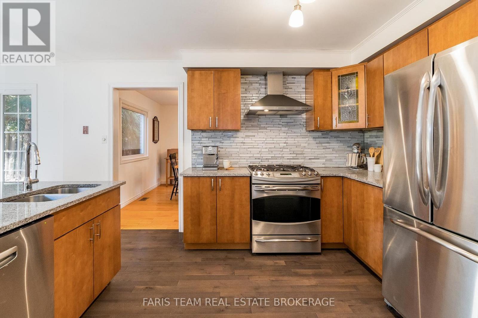 23 Royal Court, Bradford West Gwillimbury (Bradford), Ontario  L3Z 2P5 - Photo 7 - N12495480