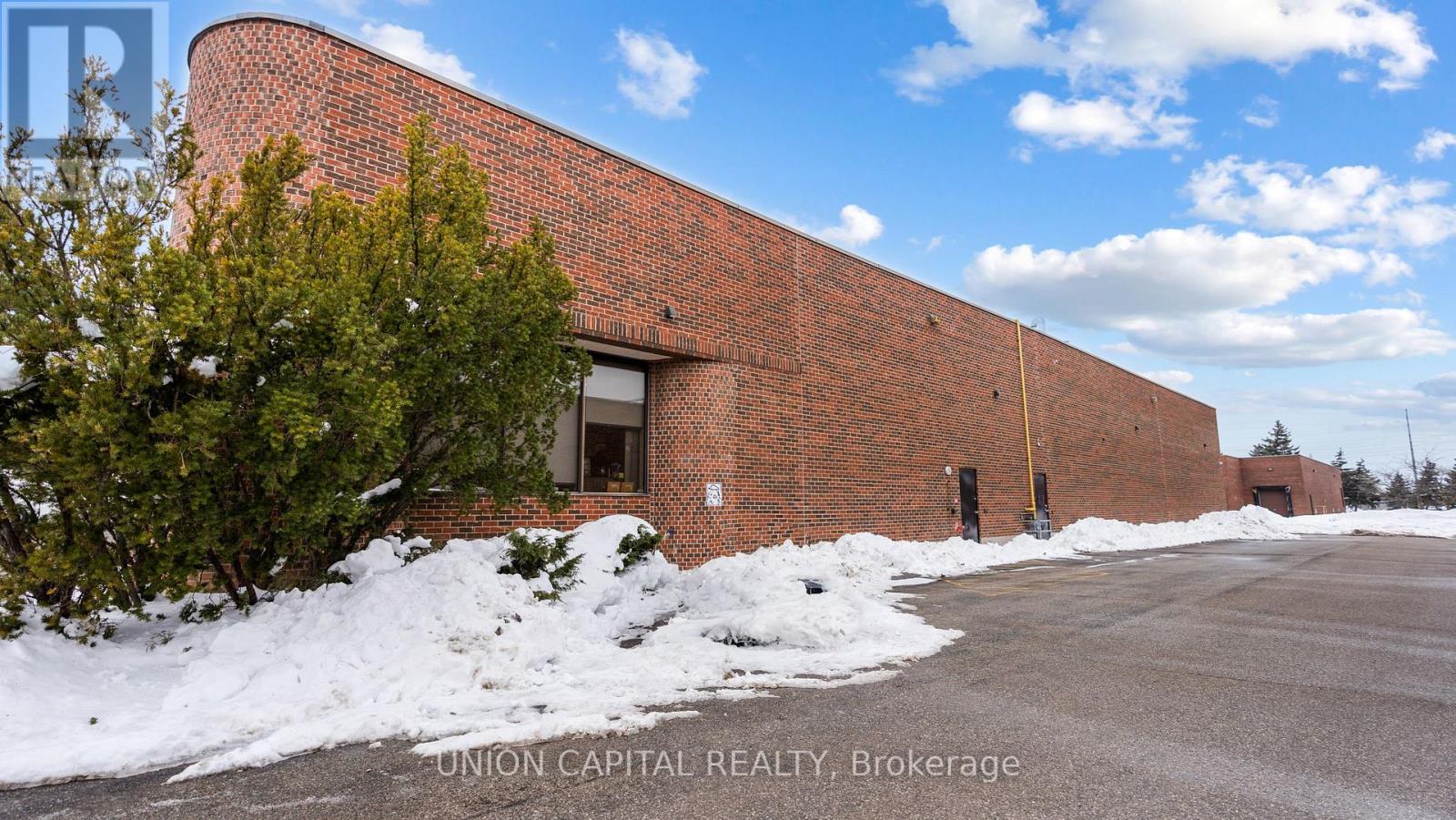 46 Riviera Drive, Markham, Ontario  L3R 5M1 - Photo 12 - N12495500