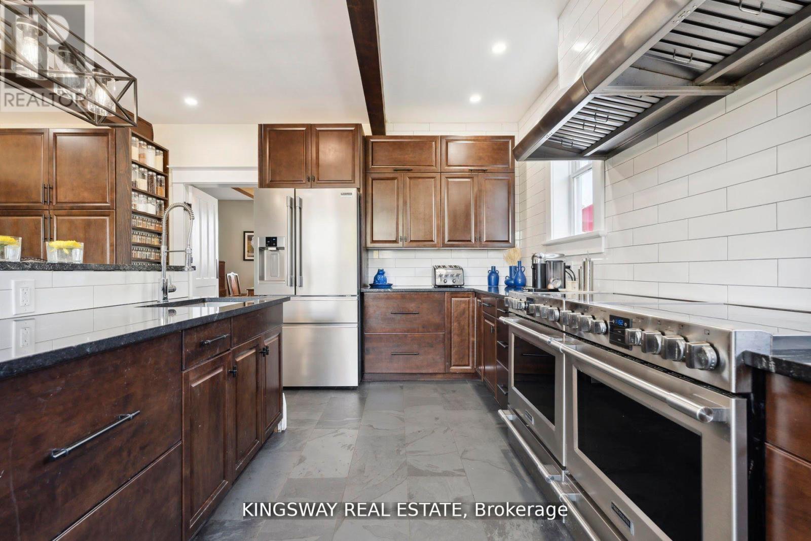 2612 10th Line, Innisfil, Ontario  L9S 3R2 - Photo 10 - N12495568