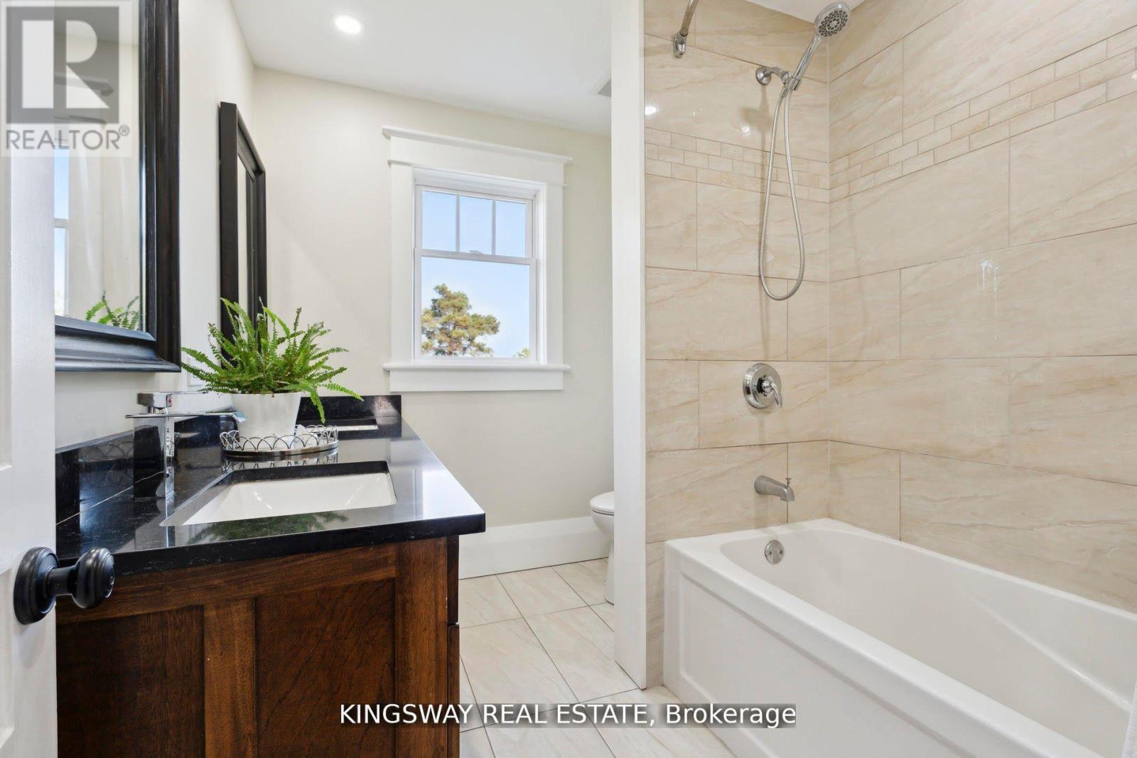 2612 10th Line, Innisfil, Ontario  L9S 3R2 - Photo 21 - N12495568