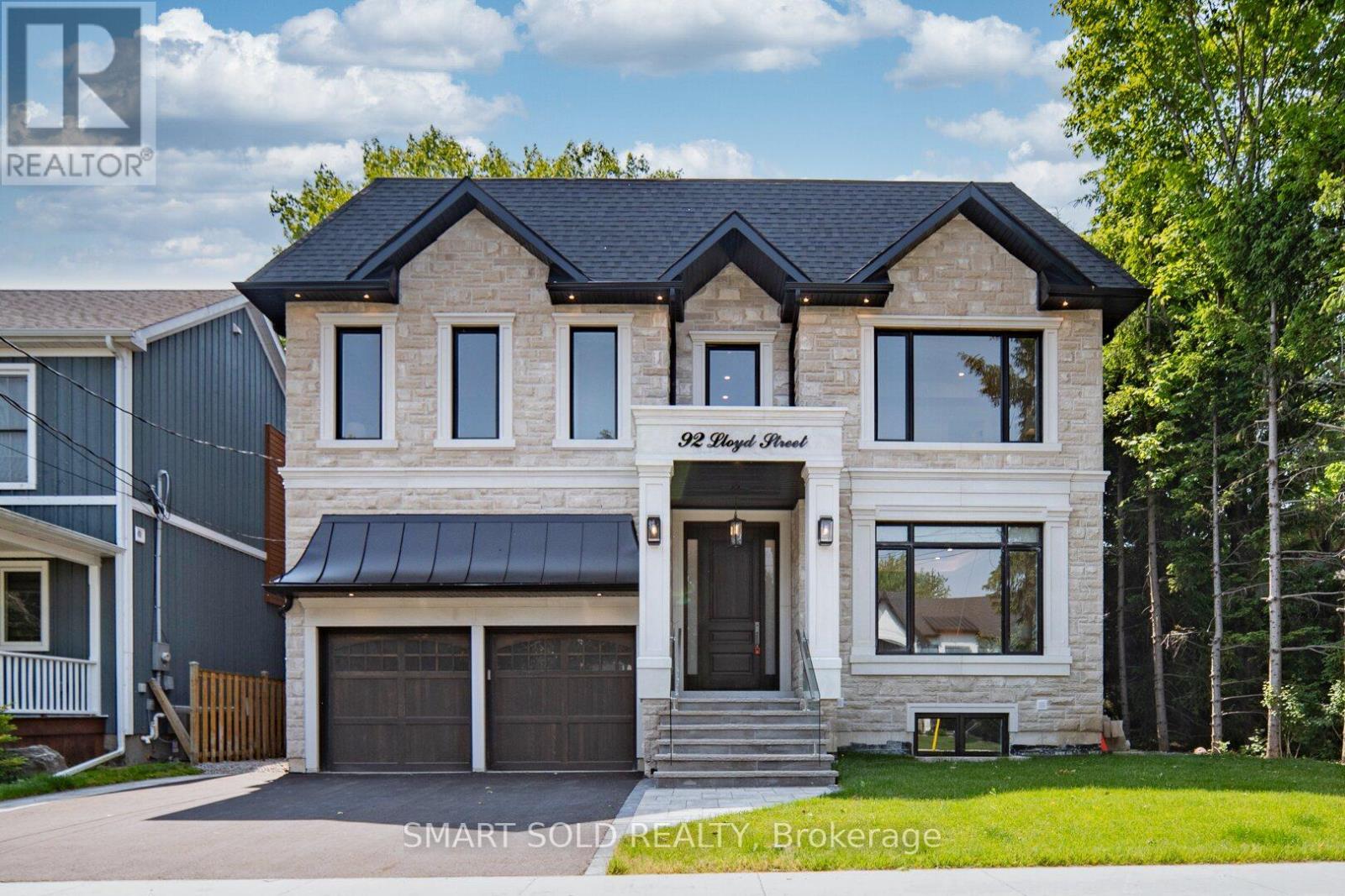 92 LLOYD STREET, Whitchurch-Stouffville, Ontario