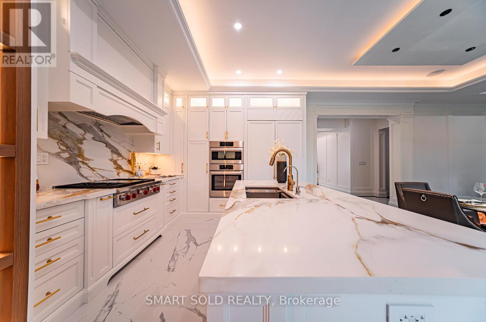 92 Lloyd Street, Whitchurch-Stouffville, Ontario  L4A 4J5 - Photo 12 - N12495570