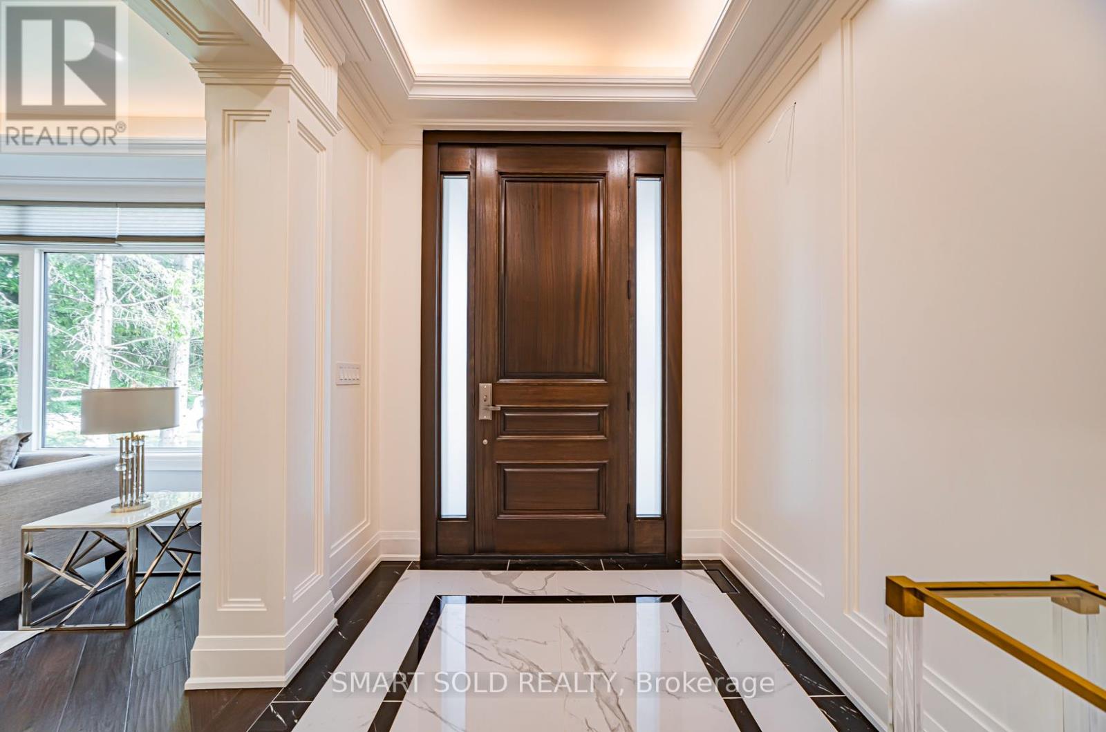 92 Lloyd Street, Whitchurch-Stouffville, Ontario  L4A 4J5 - Photo 3 - N12495570