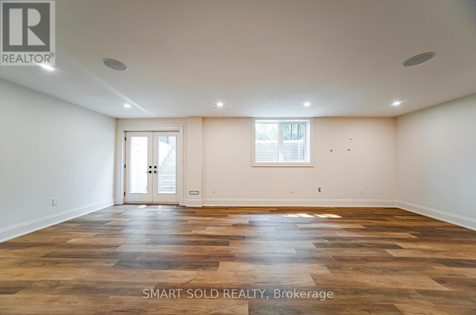 92 Lloyd Street, Whitchurch-Stouffville, Ontario  L4A 4J5 - Photo 34 - N12495570