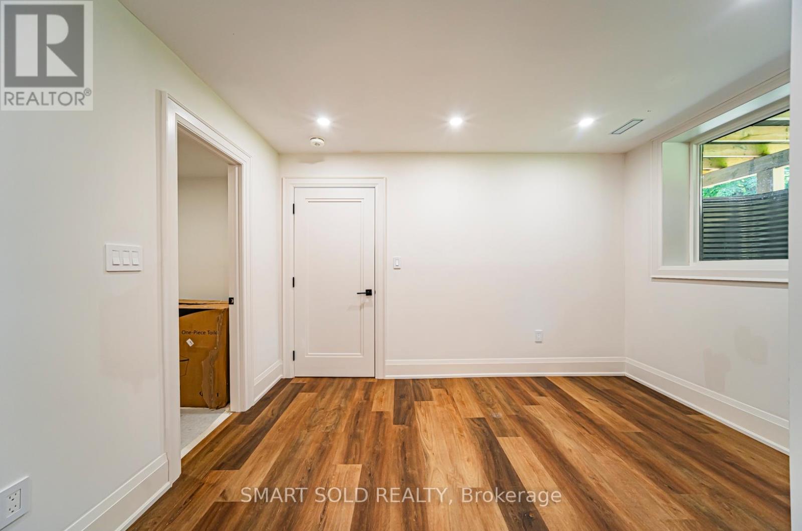 92 Lloyd Street, Whitchurch-Stouffville, Ontario  L4A 4J5 - Photo 37 - N12495570