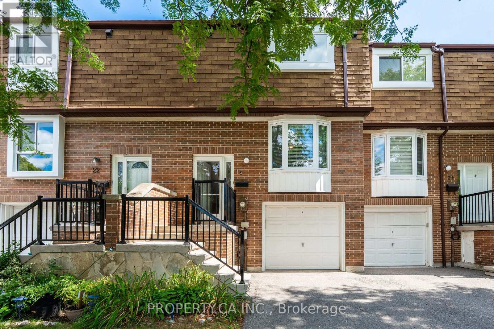 23 - 40 Castle Rock Drive, Richmond Hill, Ontario  L4C 5H5 - Photo 2 - N12495582