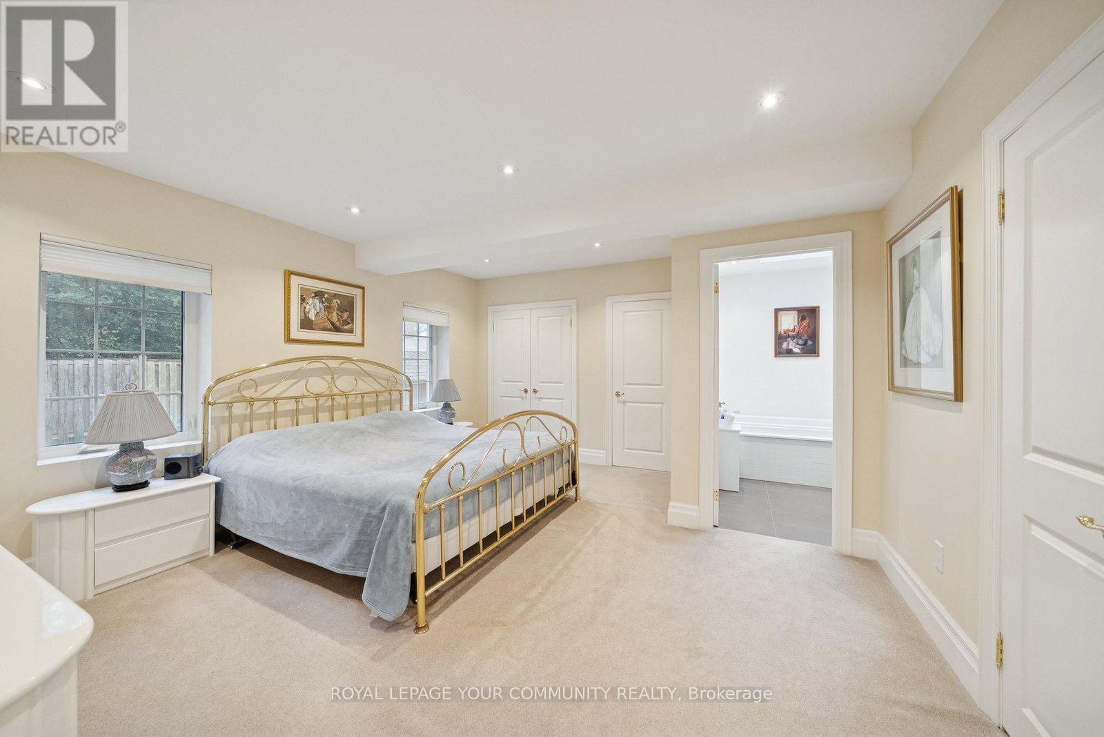 402 Palmer Avenue, Richmond Hill, Ontario  L4C 1P8 - Photo 19 - N12495658