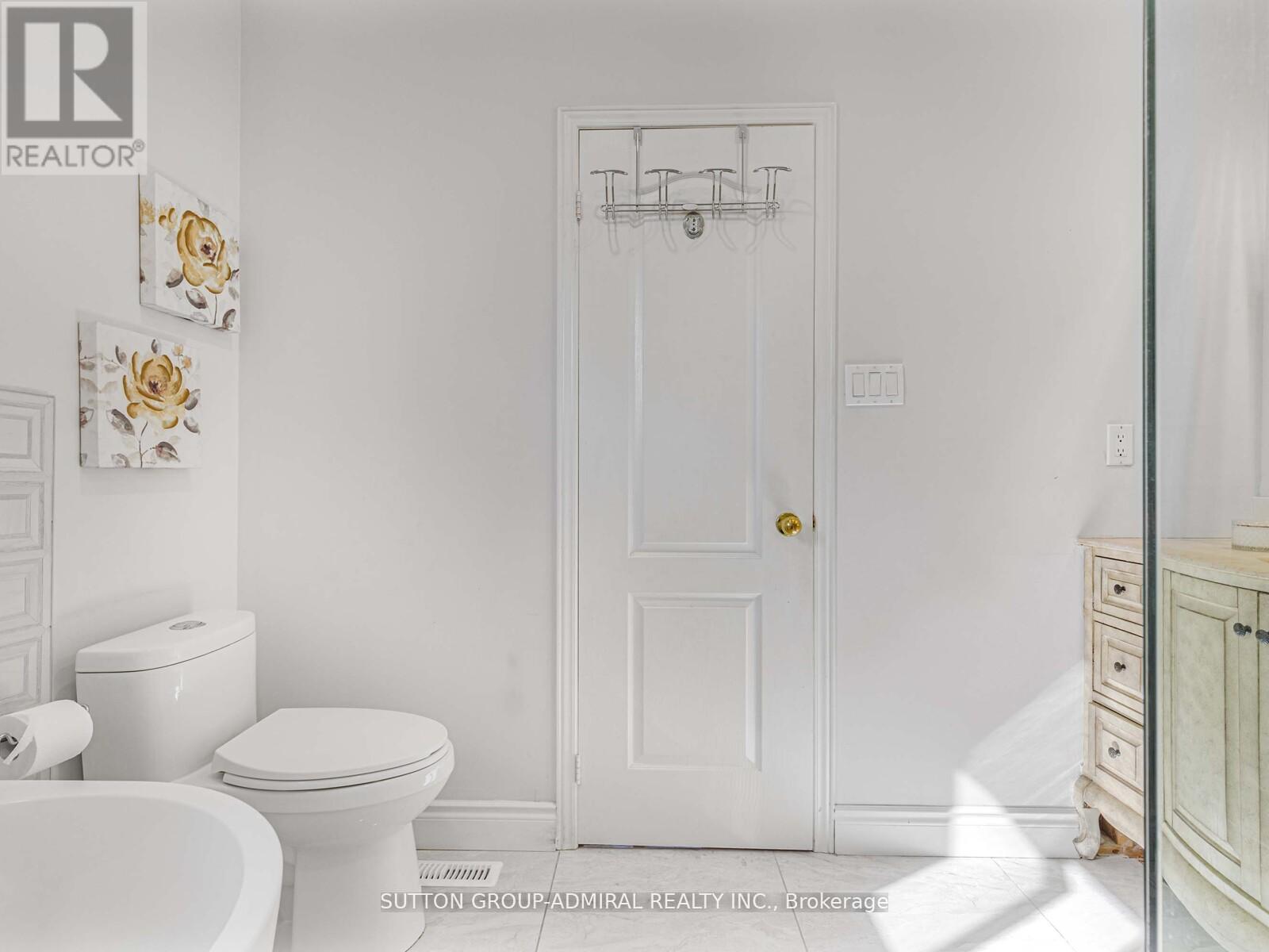 185 Foxfield Crescent, Vaughan, Ontario  L4K 5E8 - Photo 23 - N12495678