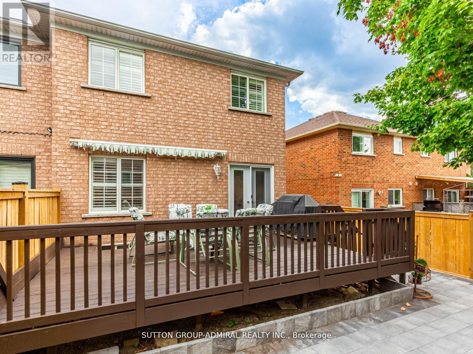 185 Foxfield Crescent, Vaughan, Ontario  L4K 5E8 - Photo 36 - N12495678