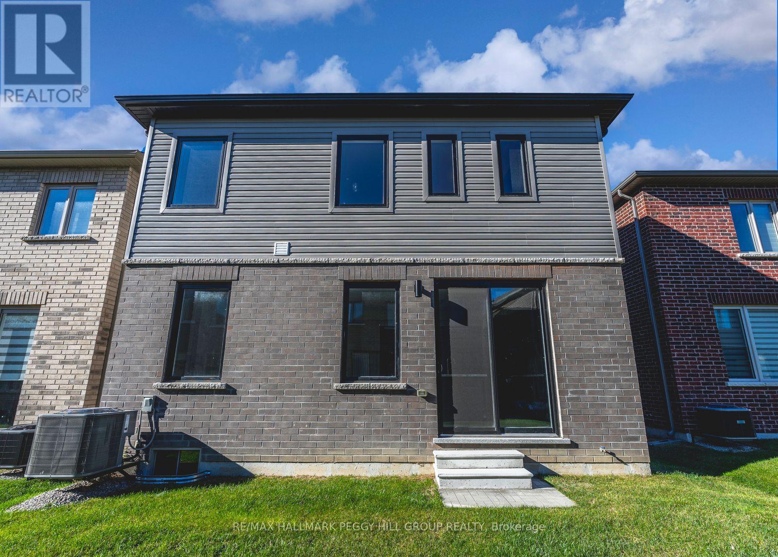 176 Durham Avenue, Barrie, Ontario  L9J 0Z4 - Photo 14 - S12495438