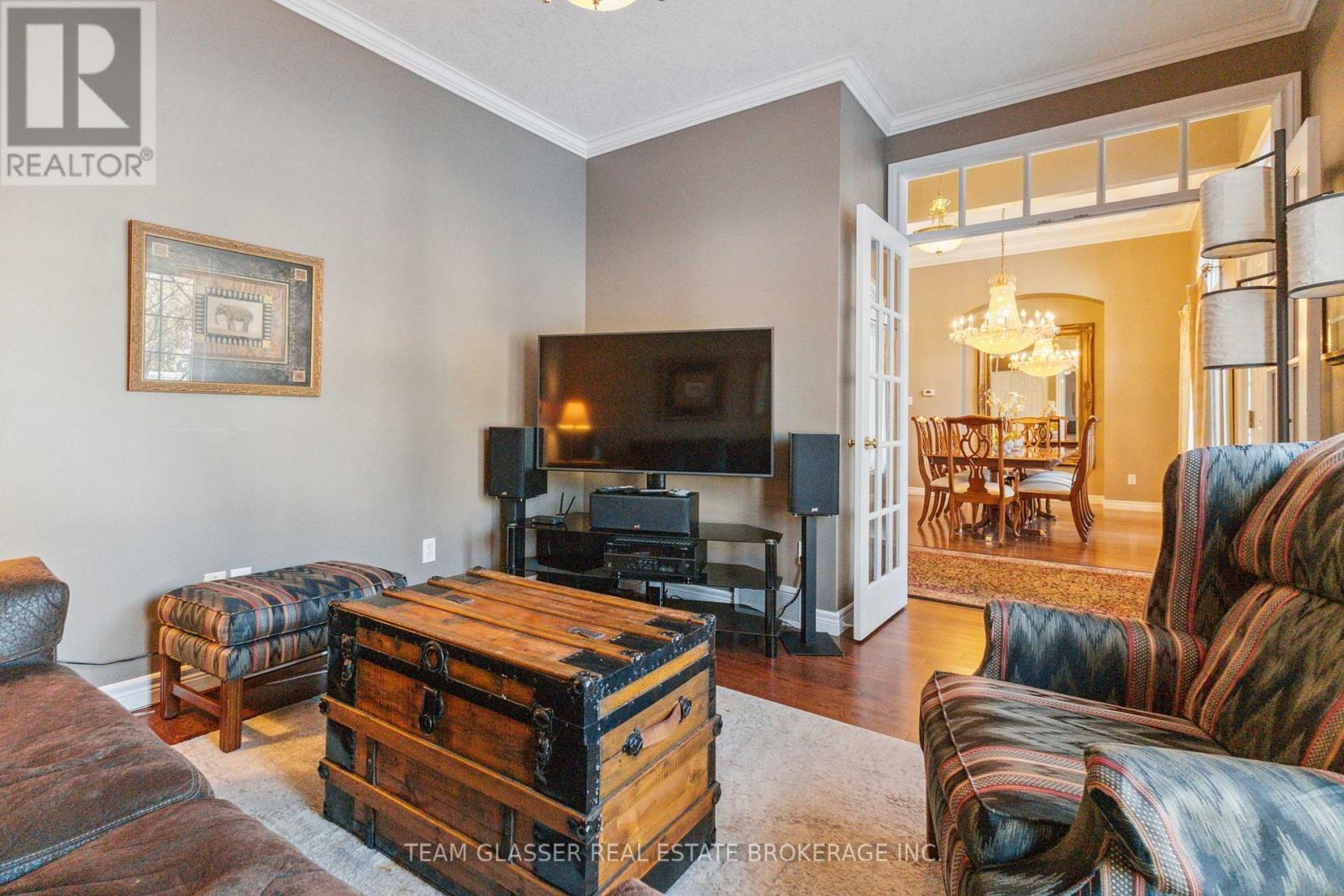 38 Butternut Grove, London South (South B), Ontario  N6K 4J4 - Photo 12 - X12494952