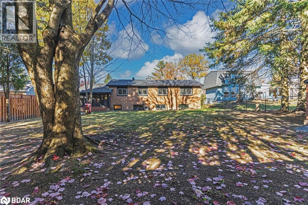 255 Fraser Street, Gravenhurst, Ontario  P1P 1C9 - Photo 15 - 40781720