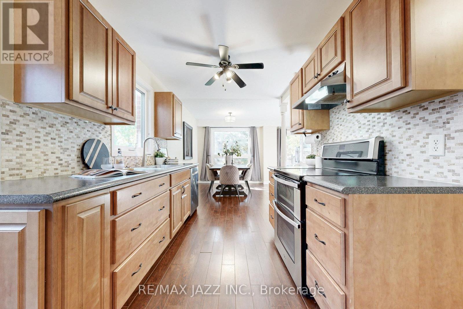 98 Penfound Drive, Clarington, Ontario  L1C 4B8 - Photo 10 - E12495786