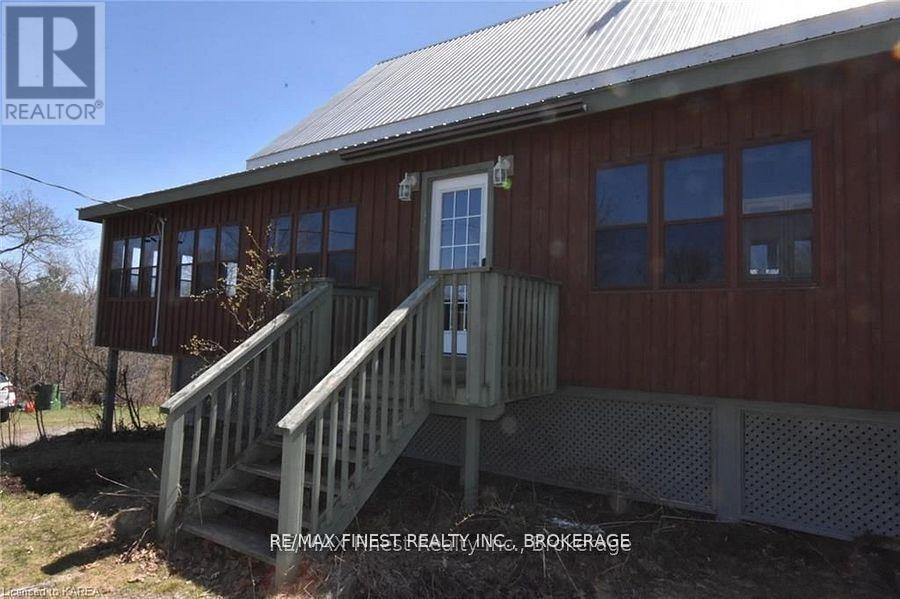 1146 Fourth Lake Road S, Frontenac (Frontenac Centre), Ontario  K0H 2K0 - Photo 33 - X12495796