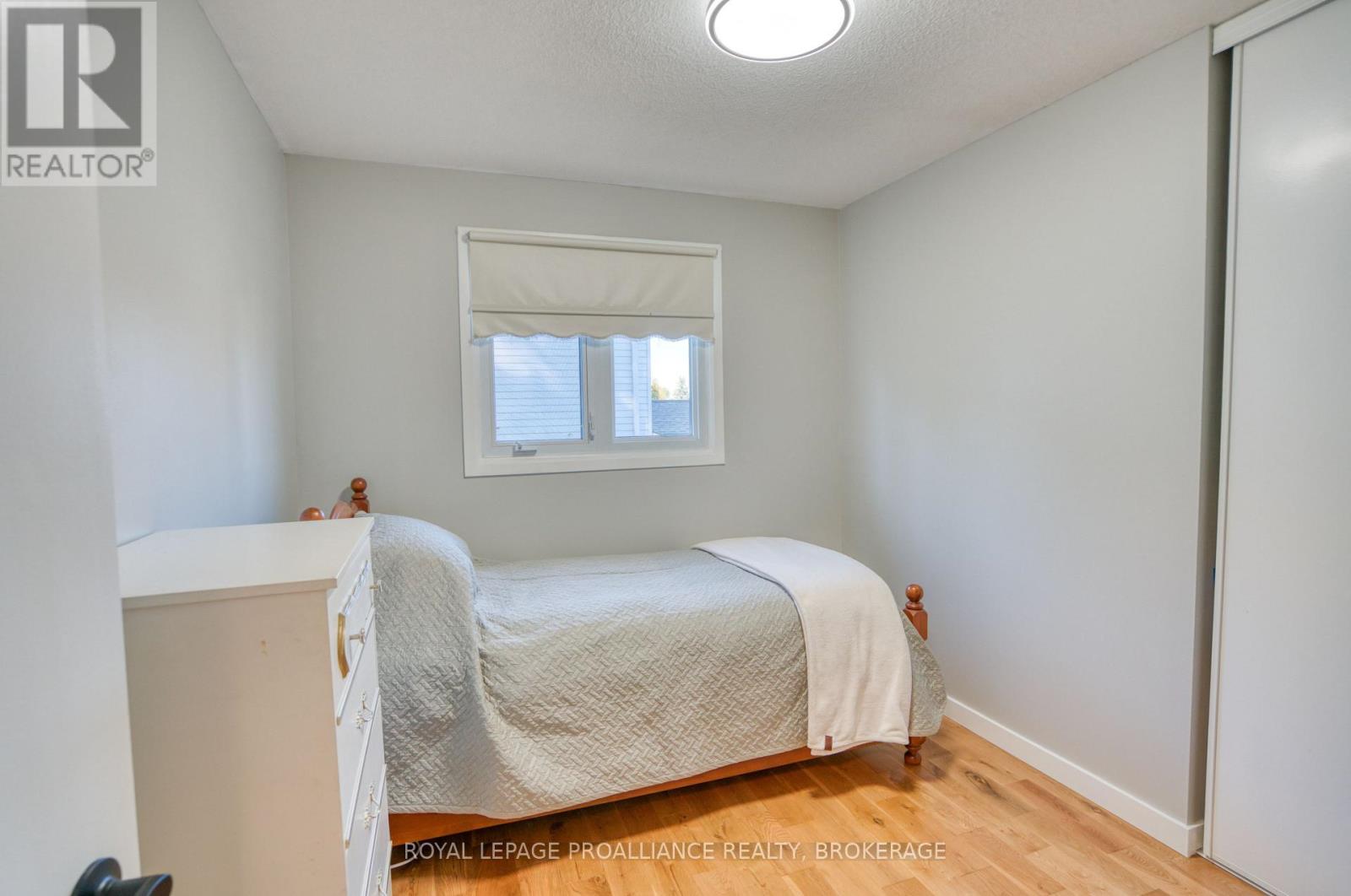 240 Old Quarry Road, Kingston (West Of Sir John A. Blvd), Ontario  K7M 7L2 - Photo 16 - X12495804