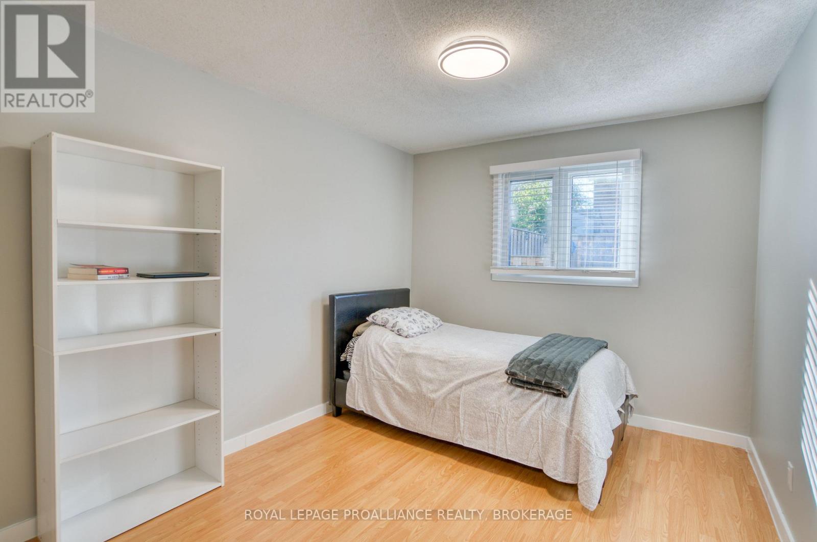 240 Old Quarry Road, Kingston (West Of Sir John A. Blvd), Ontario  K7M 7L2 - Photo 21 - X12495804