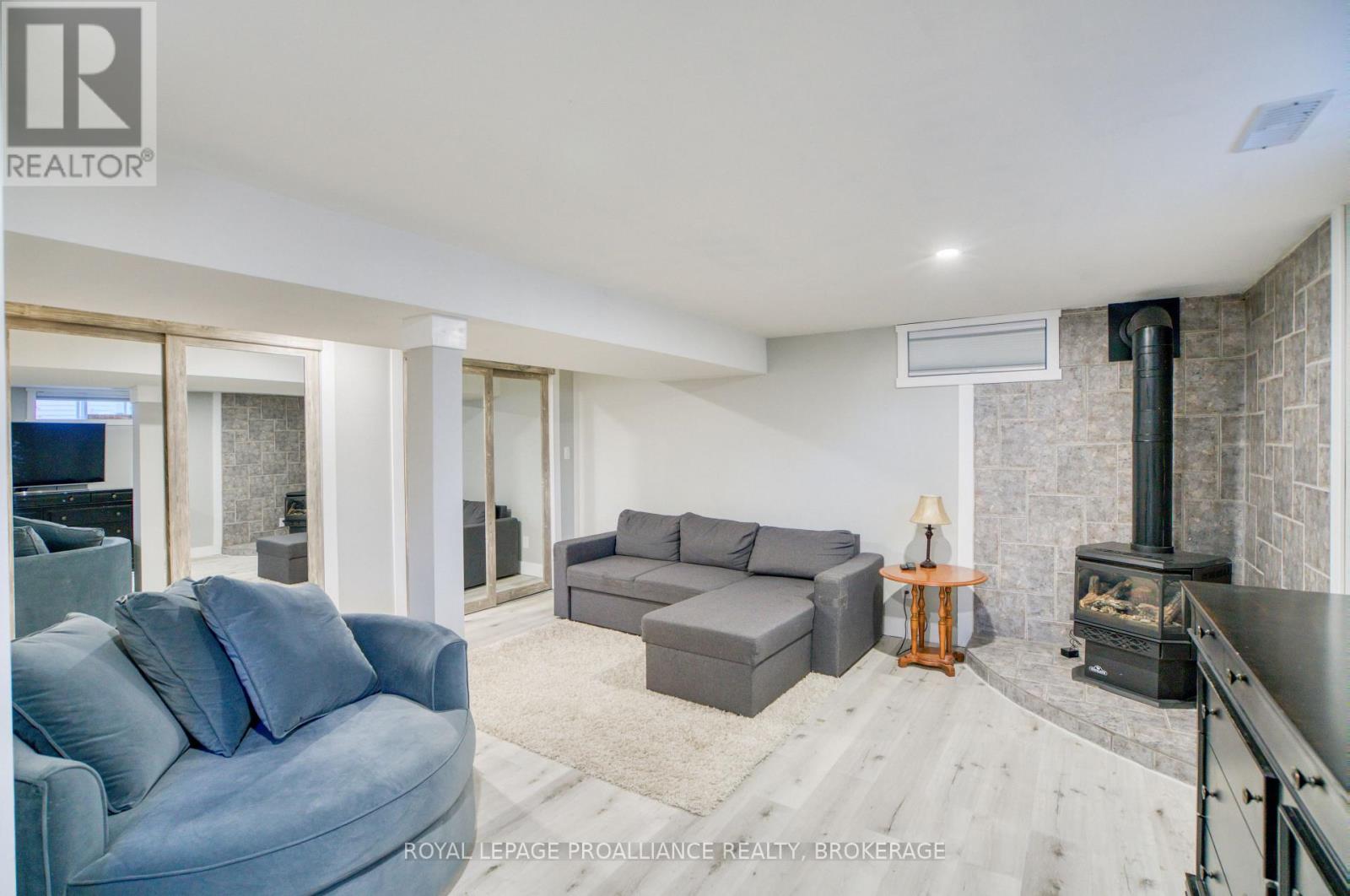 240 Old Quarry Road, Kingston (West Of Sir John A. Blvd), Ontario  K7M 7L2 - Photo 29 - X12495804