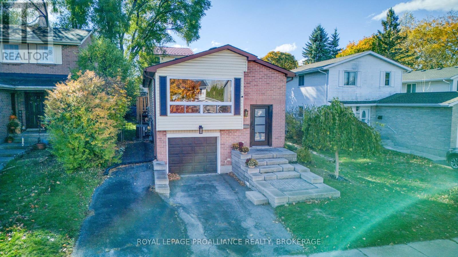 240 Old Quarry Road, Kingston (West Of Sir John A. Blvd), Ontario  K7M 7L2 - Photo 37 - X12495804