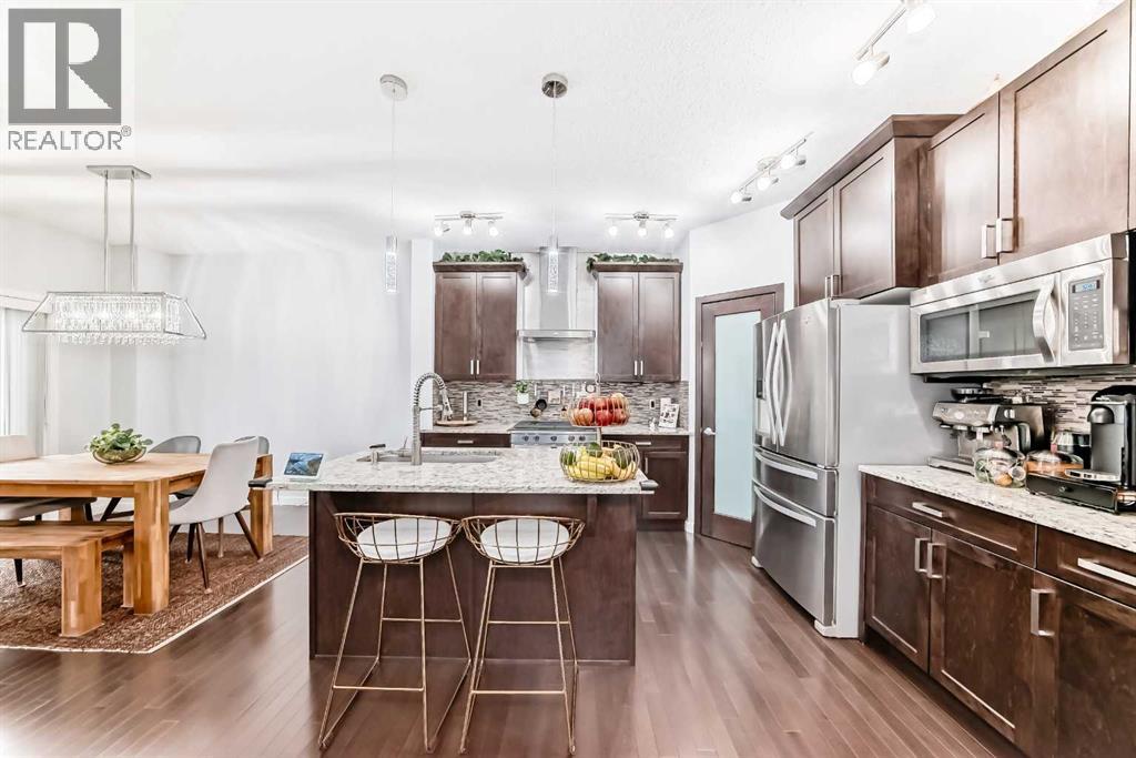 165 Hillcrest Drive Sw, Airdrie, Alberta  T4B 0Y8 - Photo 5 - A2263915