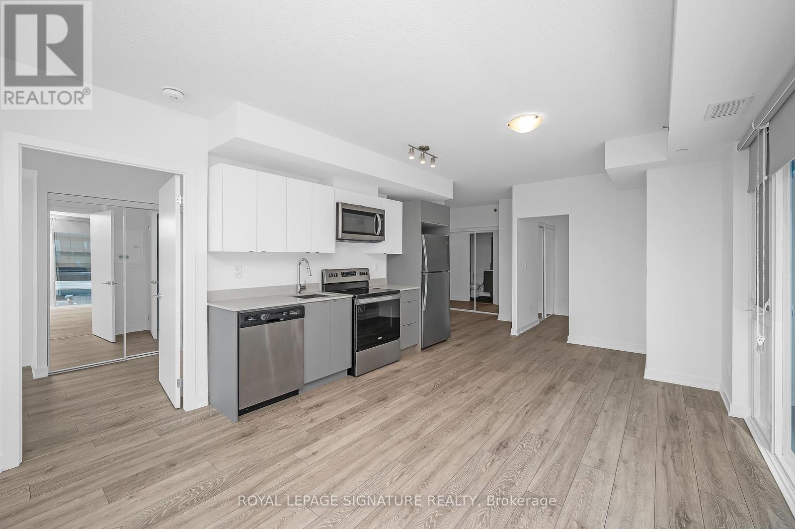 A418 - 3210 Dakota Common, Burlington, Ontario  L7M 2A8 - Photo 17 - W12495388