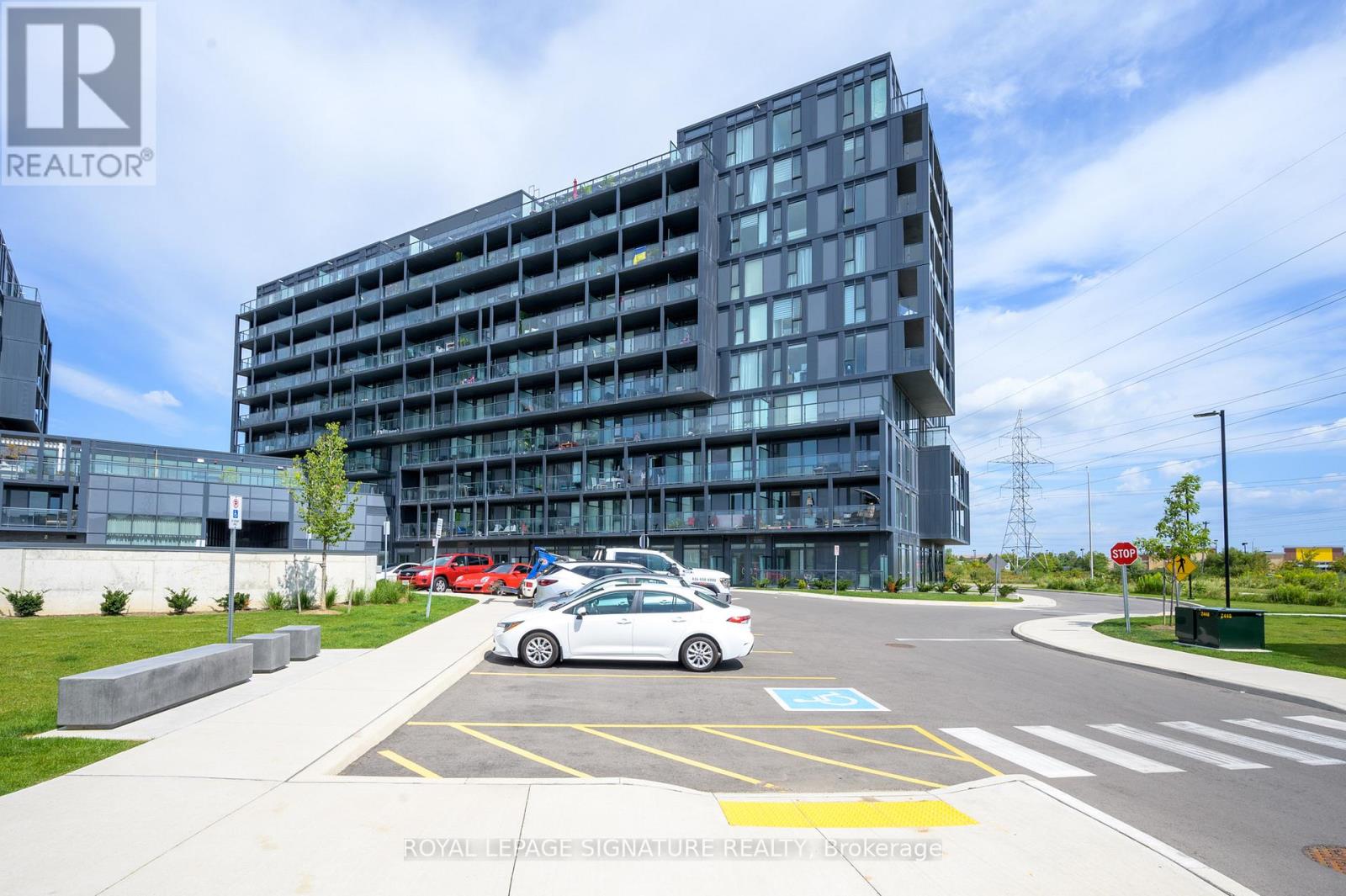 A418 - 3210 Dakota Common, Burlington, Ontario  L7M 2A8 - Photo 44 - W12495388